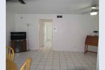 581 Blue Heron Dr #309-B, Hallandale Beach, FL 33009 - Photo 14