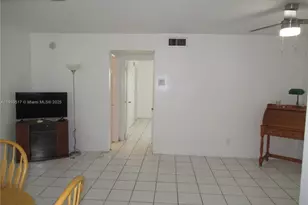 581 Blue Heron Dr, Hallandale Beach, FL 33009 - Photo 14