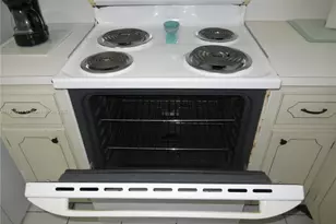 581 Blue Heron Dr, Hallandale Beach, FL 33009 - Photo 36