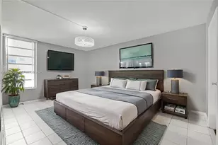 9686 Fontainebleau Blvd, Miami, FL 33172 - Photo 4