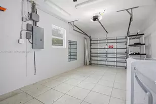 5250 SW 96th Ave, Miami, FL 33165 - Photo 26