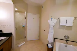 18001 Collins Ave, Sunny Isles Beach, FL 33160 - Photo 18