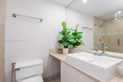 701 Brickell Key Blvd #1912, Miami, FL 33131 - Photo 28