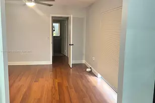 9156 SW 23rd St, Davie, FL 33324 - Photo 10