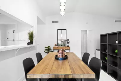 6417 W Pinehurst Cir W #E23, Tamarac, FL 33321 - Photo 10