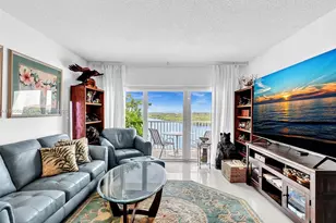 300 Bayview Dr, Sunny Isles Beach, FL 33160 - Photo 22