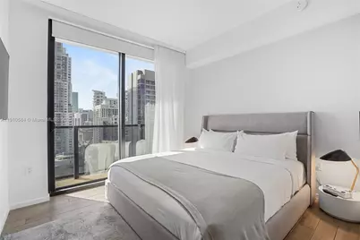 398 NE 5th St #1811, Miami, FL 33132 - Photo 16