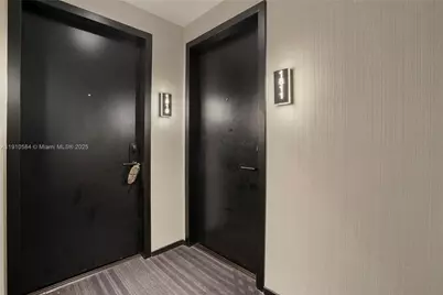 398 NE 5th St #1811, Miami, FL 33132 - Photo 24