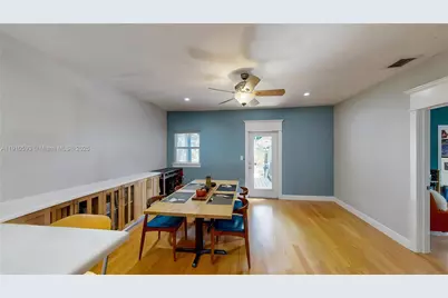 561 NW 53rd St, Miami, FL 33127 - Photo 22