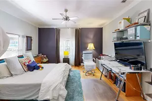 561 NW 53rd St, Miami, FL 33127 - Photo 32