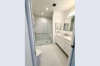 1241 SW 30th Pl #1241, Miami, FL 33135 - Photo 8