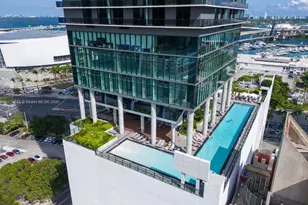 398 NE 5th St, Miami, FL 33132 - Photo 44
