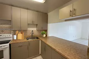 11307 SW 200th St, Miami, FL 33157 - Photo 4