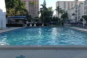 17570 Atlantic Blvd, Sunny Isles Beach, FL 33160 - Photo 12