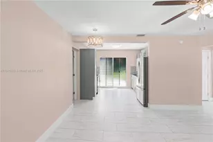 327 Mongomery Ave, Fort Myers, FL 33905 - Photo 18