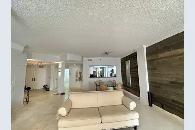 3900 Island Blvd #B-303, Aventura, FL 33160 - Photo 12