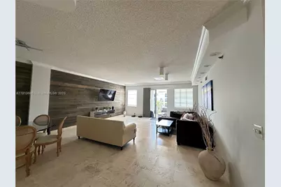 3900 Island Blvd #B-303, Aventura, FL 33160 - Photo 6