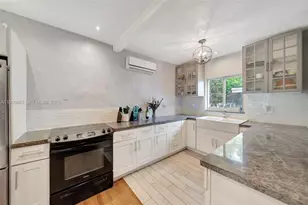 619 NE 87th St, Miami, FL 33138 - Photo 12