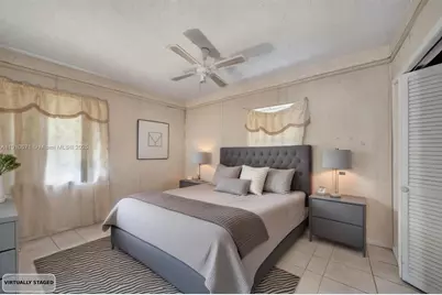 741 SW 2nd Ct, Hallandale Beach, FL 33009 - Photo 22