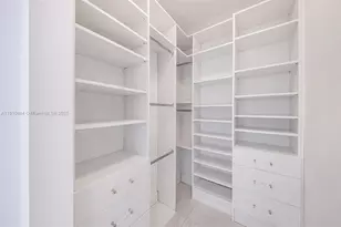 7918 Harbour Island Dr, North Bay Village, FL 33141 - Photo 30