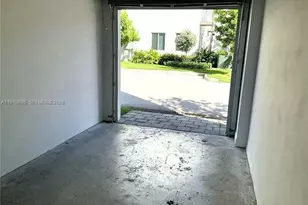 10265 NW 63rd Terrace, Doral, FL 33178 - Photo 14