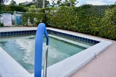 7860 NW 50th St #201, Lauderhill, FL 33351 - Photo 40