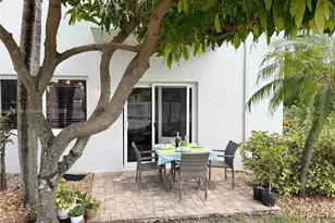 1705 N Riverside Dr, Pompano Beach, FL 33062 - Photo 4