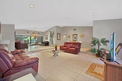 13575 SW 69th Ct, Pinecrest, FL 33156 - Photo 6