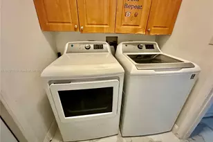 5259 NW 184th Ln, Miami Gardens, FL 33055 - Photo 18