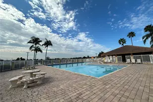 5259 NW 184th Ln, Miami Gardens, FL 33055 - Photo 30