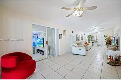 20235 SW 172nd Ave, Miami, FL 33187 - Photo 18