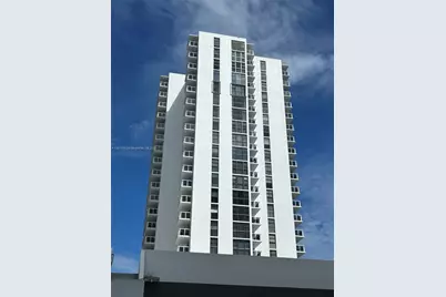 20515 E Country Club Dr #1042, Aventura, FL 33180 - Photo 2