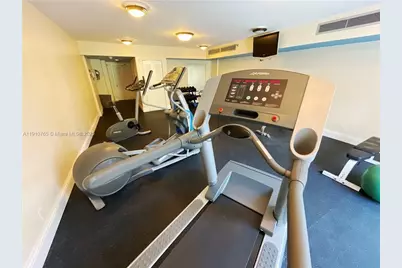 2300 NE 33rd Ave #606, Fort Lauderdale, FL 33305 - Photo 18