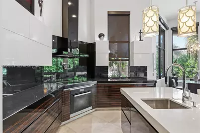 12321 NW 2nd St, Plantation, FL 33325 - Photo 8