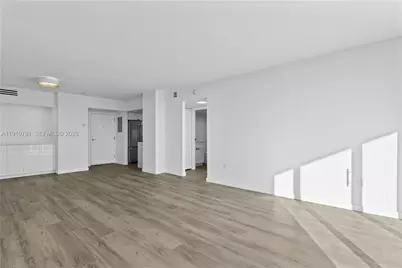 3675 N Country Club Dr #1906, Aventura, FL 33180 - Photo 16