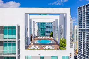 55 SE 6th St, Miami, FL 33131 - Photo 40