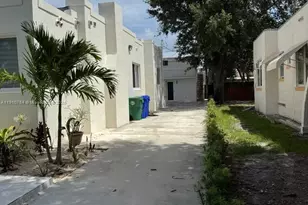 1670 SW 11th Terrace, Miami, FL 33135 - Photo 4