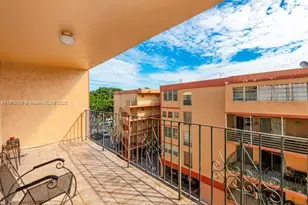 1890 W 56th St, Hialeah, FL 33012 - Photo 22