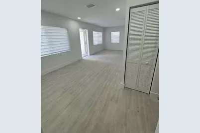 1670 SW 11th Ter #Back, Miami, FL 33135 - Photo 2