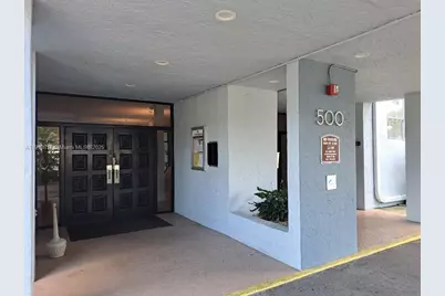 500 Executive Center Dr #3N, West Palm Beach, FL 33401 - Photo 4