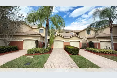 3887 Tree Top Dr #3887, Weston, FL 33332 - Photo 2