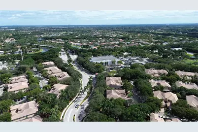 3887 Tree Top Dr #3887, Weston, FL 33332 - Photo 30