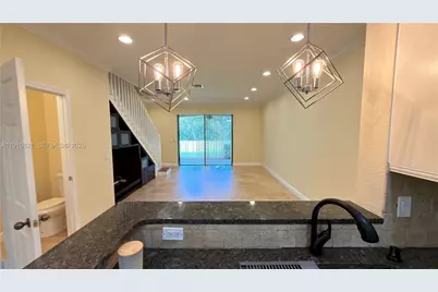 3887 Tree Top Dr #3887, Weston, FL 33332 - Photo 16