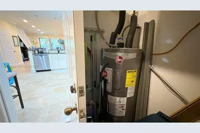 3887 Tree Top Dr #3887, Weston, FL 33332 - Photo 62