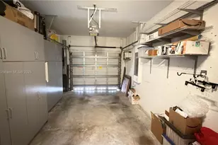 3887 Tree Top Dr, Weston, FL 33332 - Photo 8