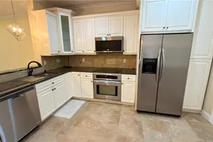 3887 Tree Top Dr, Weston, FL 33332 - Photo 14