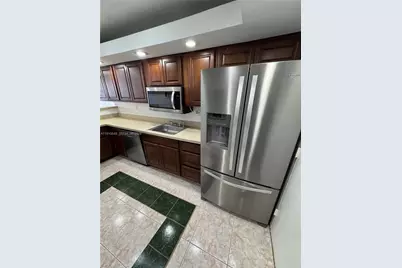 [Address not provided], North Miami, FL 33161 - Photo 6