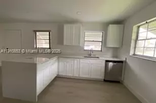 504 Sandpiper Circle, Delray Beach, FL 33445 - Photo 4