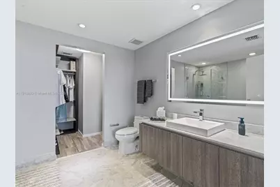 801 S Miami Ave #4402, Miami, FL 33130 - Photo 28