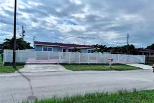 3870 NW 177th St, Miami Gardens, FL 33055 - Photo 2